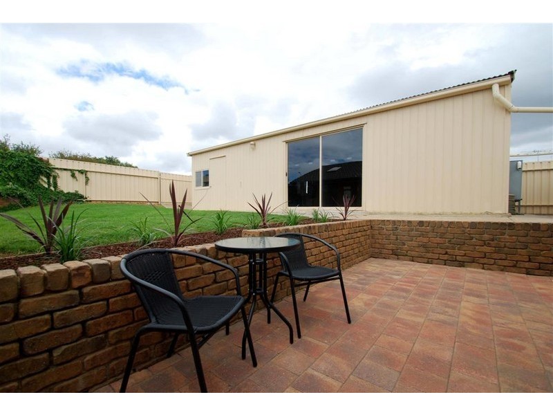 23 Rogana Crescent, Hallett Cove SA 5158