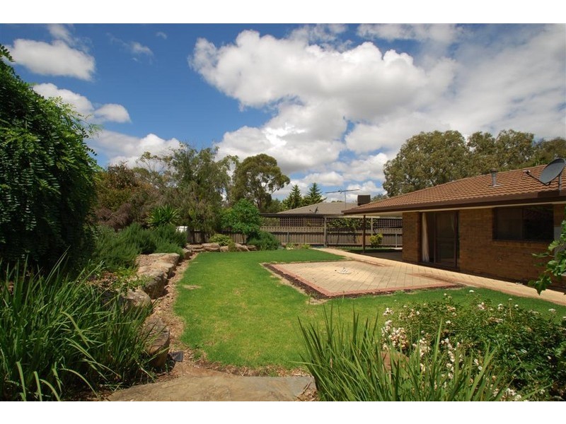 3 Dawson Avenue, Happy Valley SA 5159