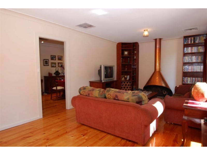 14 Regency Road, Happy Valley SA 5159