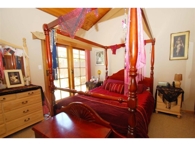 14 Regency Road, Happy Valley SA 5159