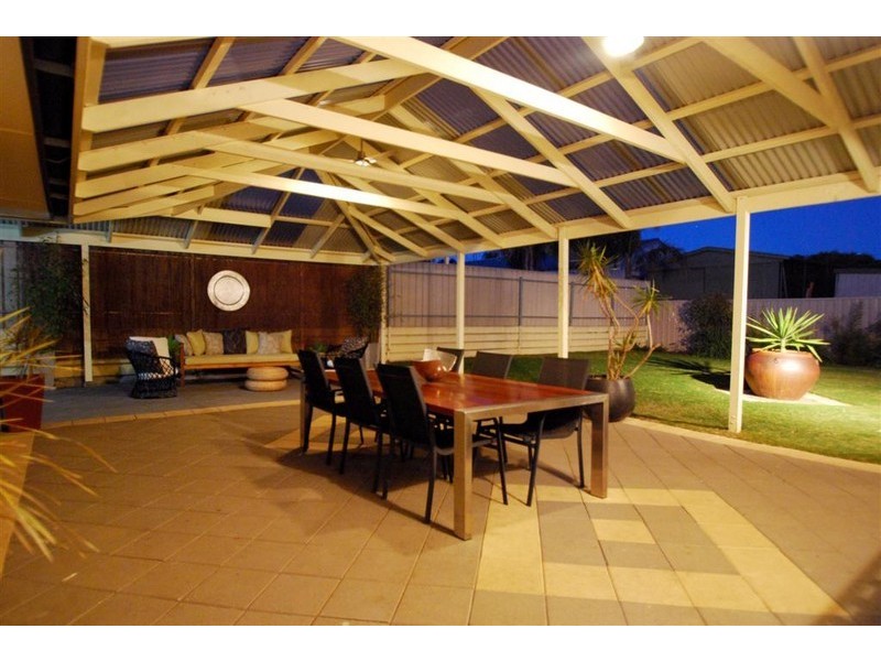22 Overland Crescent, Sheidow Park SA 5158