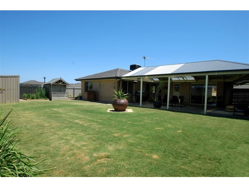 22 Overland Crescent, Sheidow Park SA 5158