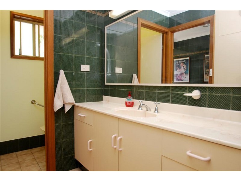 41 Alison Drive, Happy Valley SA 5159