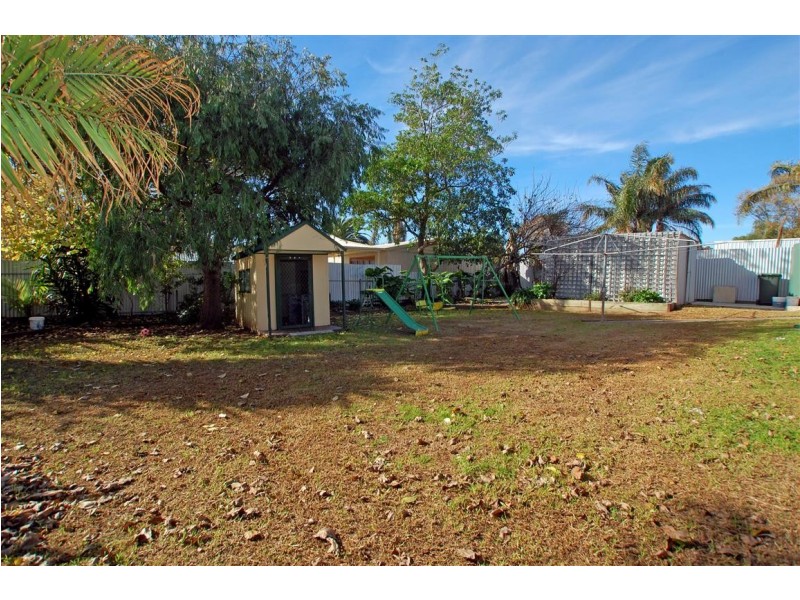 22 Eugene Crescent, Christie Downs SA 5164