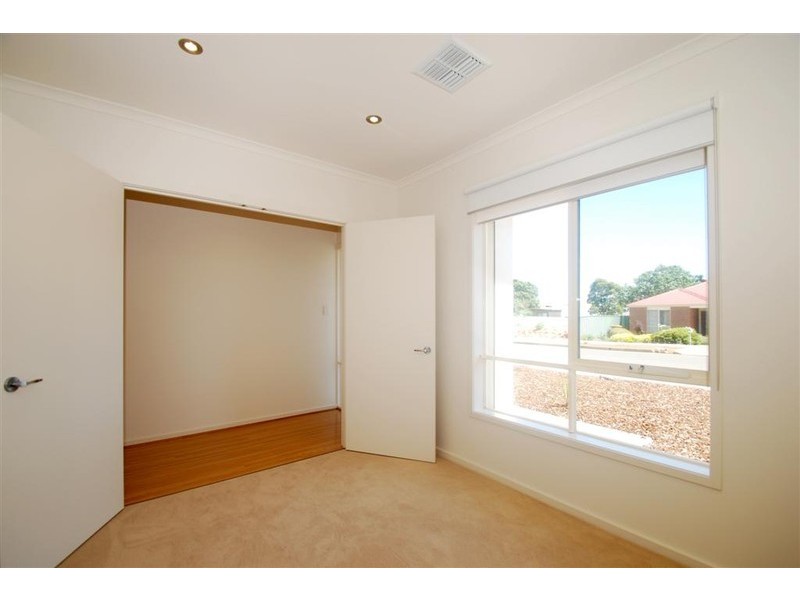 6 Sutton Avenue, Seacombe Gardens SA 5047