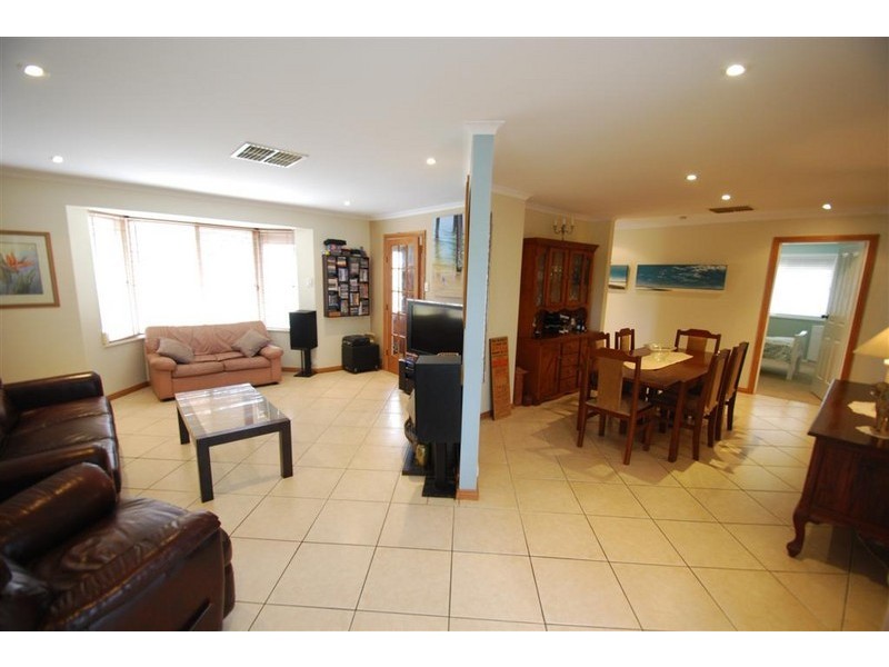 51 Coachwood Drive, Aberfoyle Park SA 5159