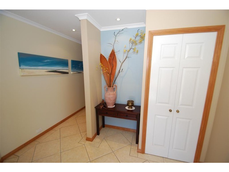 51 Coachwood Drive, Aberfoyle Park SA 5159