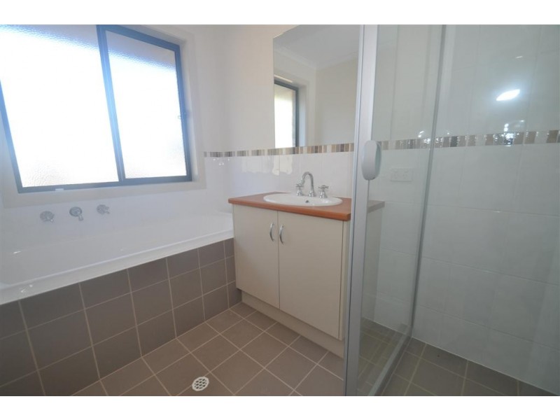 70 Kenihans Road, Happy Valley SA 5159