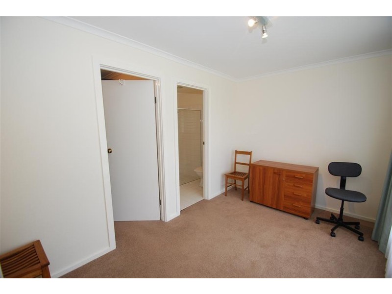 1A Vaucluse Drive, Happy Valley SA 5159