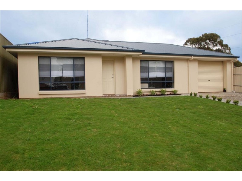 43 Woodswallow Drive, Happy Valley SA 5159