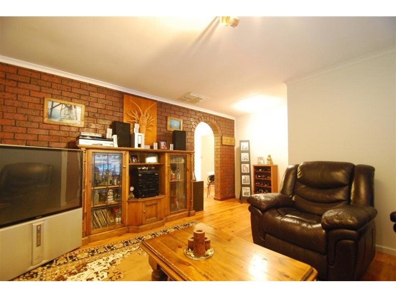 147 Kenihans Road, Happy Valley SA 5159