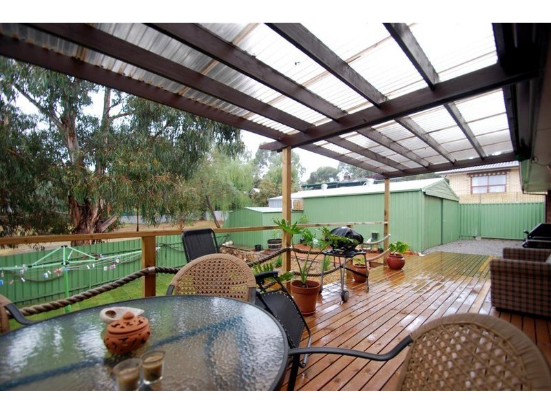 147 Kenihans Road, Happy Valley SA 5159