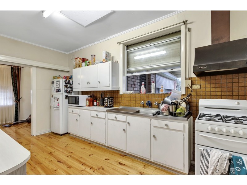 24 Parsons Street, Oaklands Park SA 5046