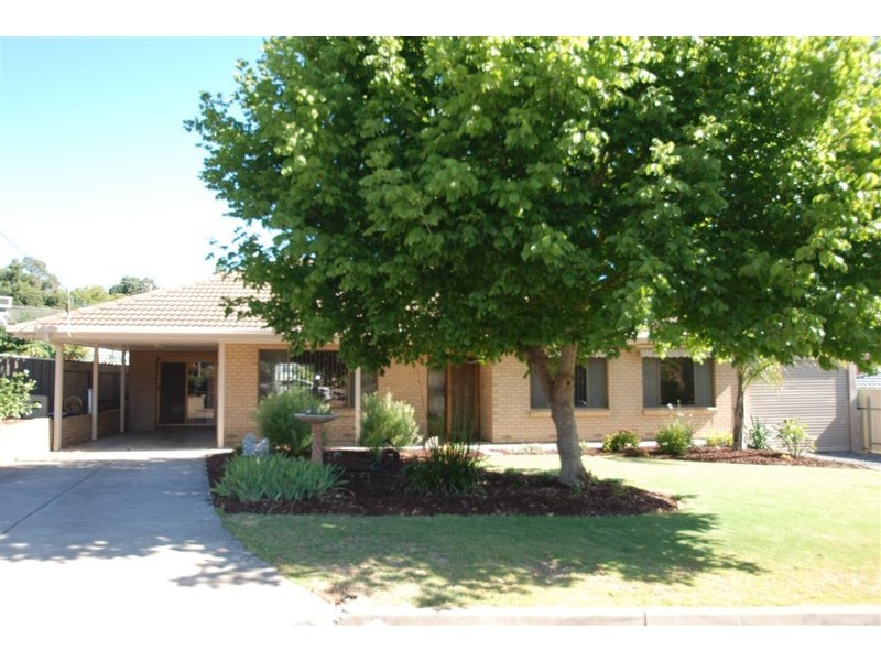 5 Iona Road, Aberfoyle Park SA 5159