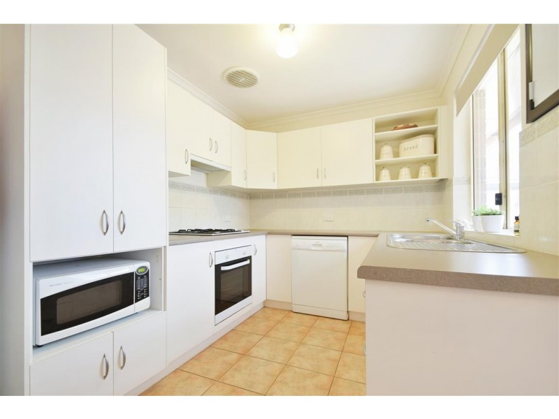 10 Alana Walk, Woodcroft SA 5162