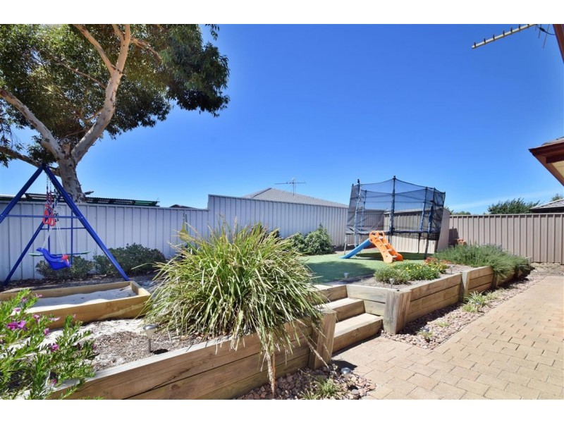 10 Alana Walk, Woodcroft SA 5162