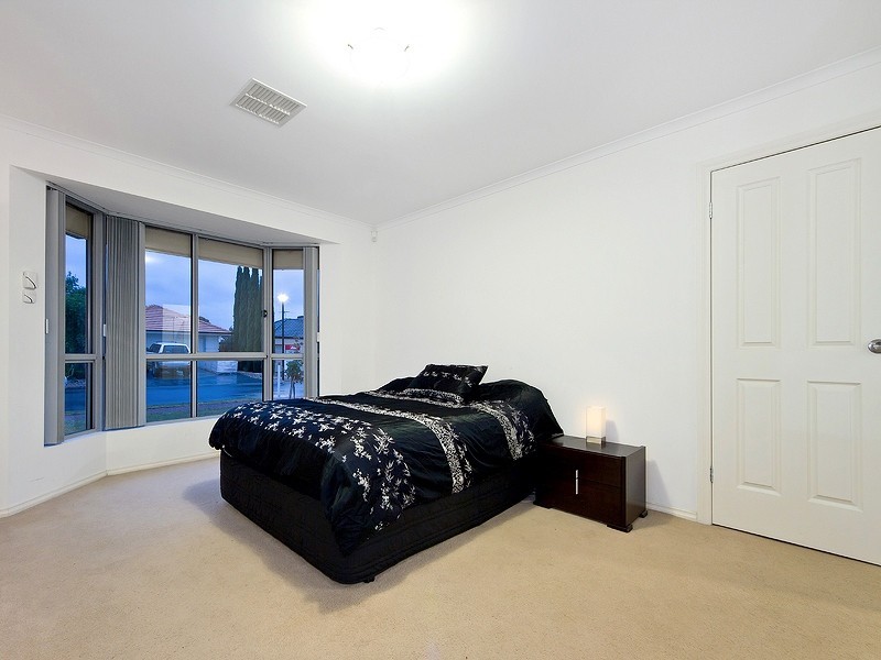 14 Holdfast Drive, Sheidow Park SA 5158