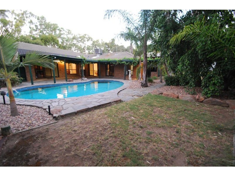 4 Mark Street, Happy Valley SA 5159