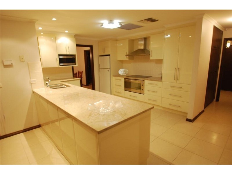 4 Mark Street, Happy Valley SA 5159