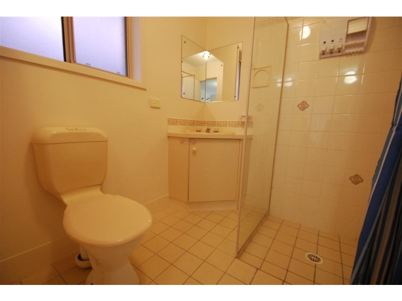 4 Padthaway Court, Woodcroft SA 5162