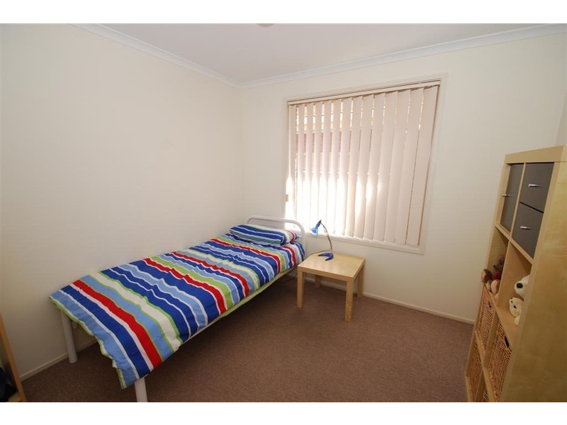 4 Padthaway Court, Woodcroft SA 5162