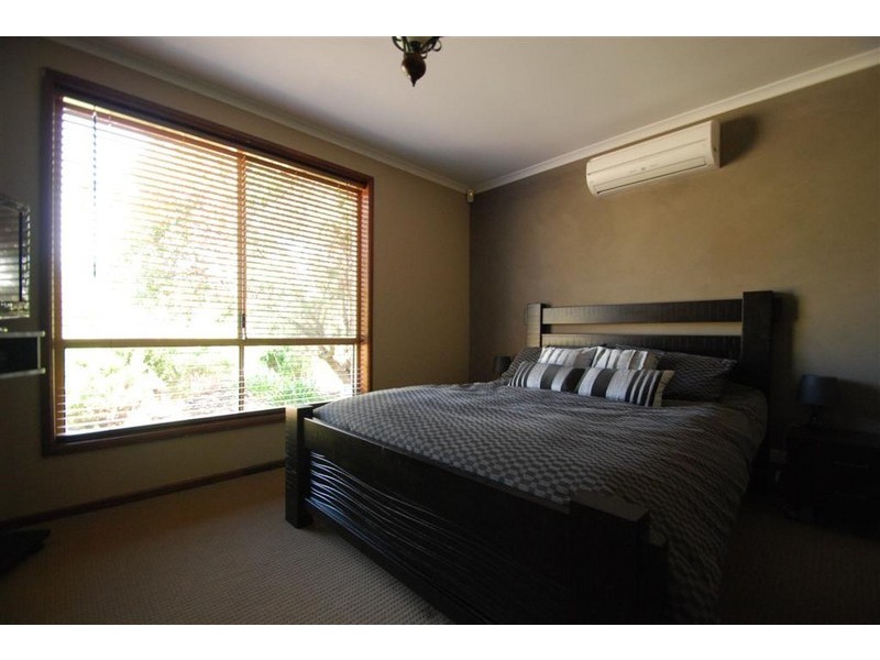 50 Sherebrooke Boulevard, Woodcroft SA 5162