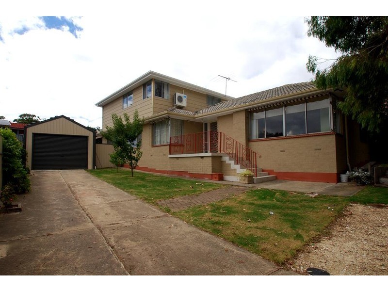 44 McClure Avenue, Reynella East SA 5161