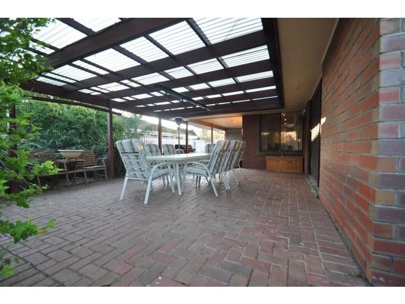 24 Dennis Street, Happy Valley SA 5159