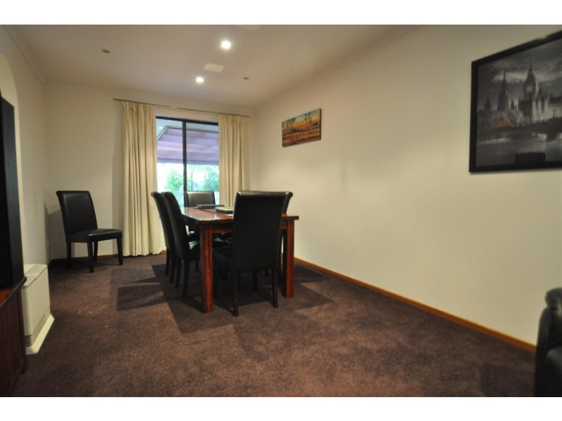 24 Dennis Street, Happy Valley SA 5159