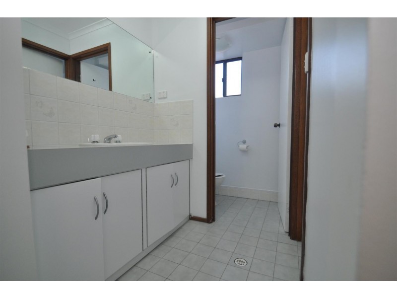 24 Dennis Street, Happy Valley SA 5159