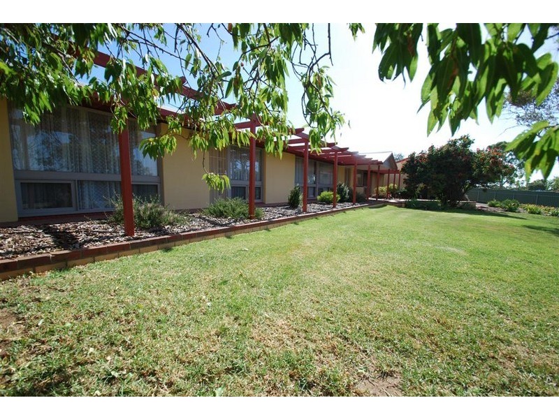 12 Elizabeth St, Old Noarlunga SA 5168
