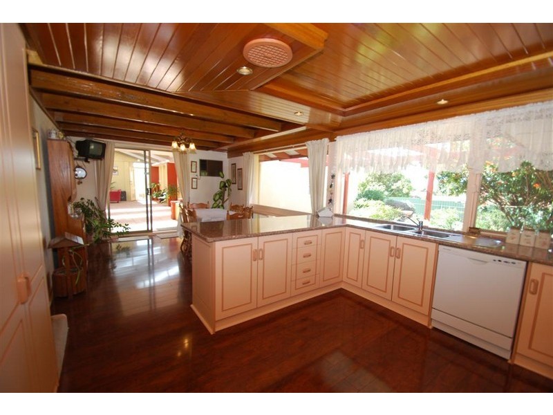 12 Elizabeth St, Old Noarlunga SA 5168