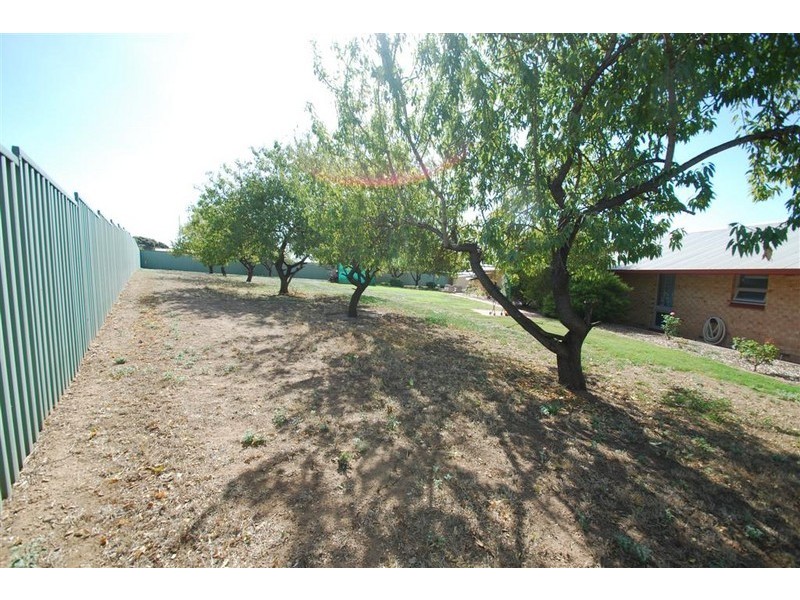 12 Elizabeth St, Old Noarlunga SA 5168
