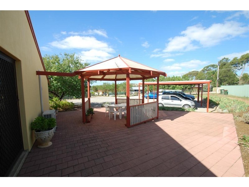 12 Elizabeth St, Old Noarlunga SA 5168
