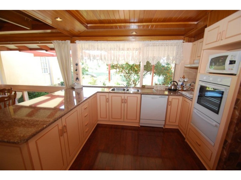 12 Elizabeth St, Old Noarlunga SA 5168