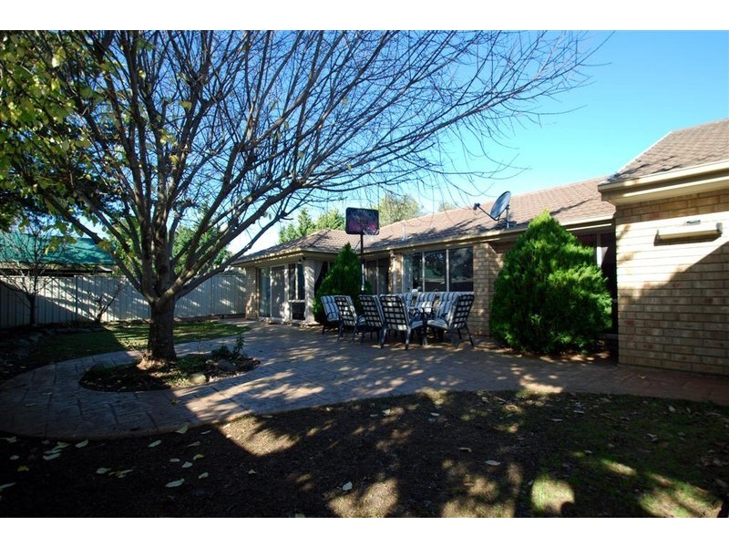 15 Todd Street, Woodcroft SA 5162