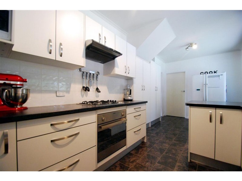 6 Sauterne Avenue, Reynella East SA 5161