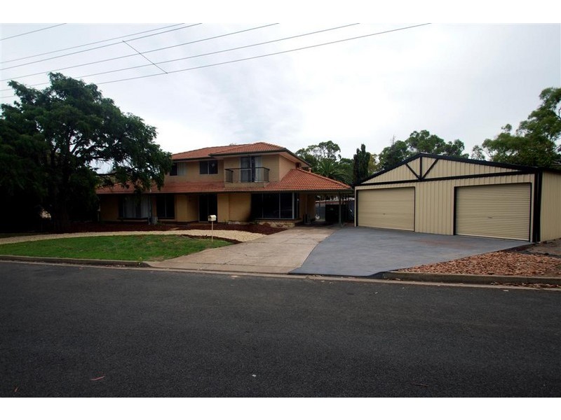 6 Sauterne Avenue, Reynella East SA 5161