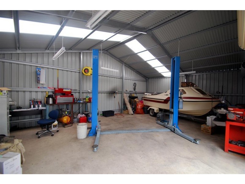 6 Sauterne Avenue, Reynella East SA 5161