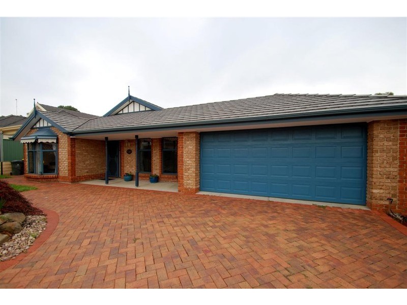 28 Allworth Drive, Happy Valley SA 5159