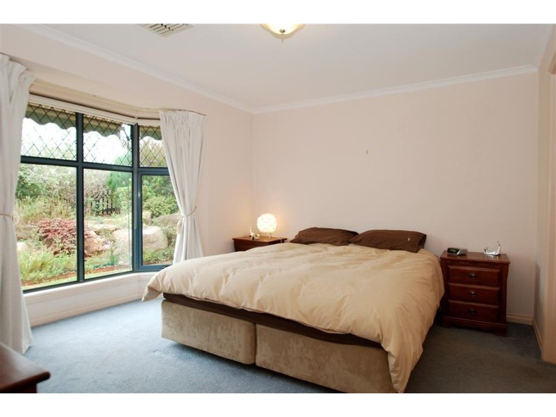 28 Allworth Drive, Happy Valley SA 5159