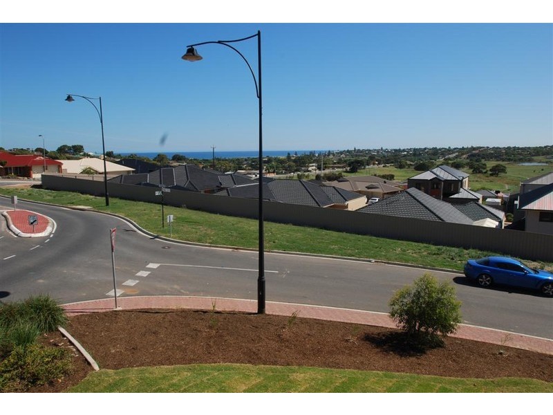 12 Albany Way, Seaford Rise SA 5169