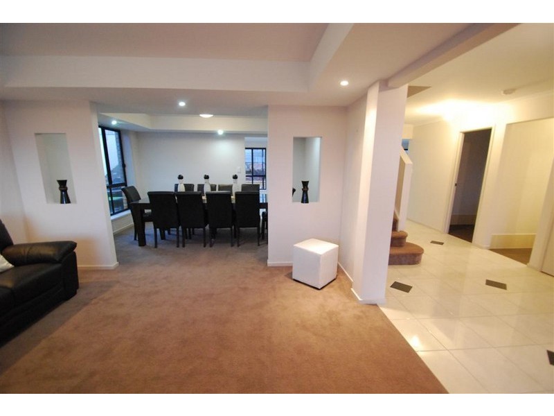 12 Albany Way, Seaford Rise SA 5169