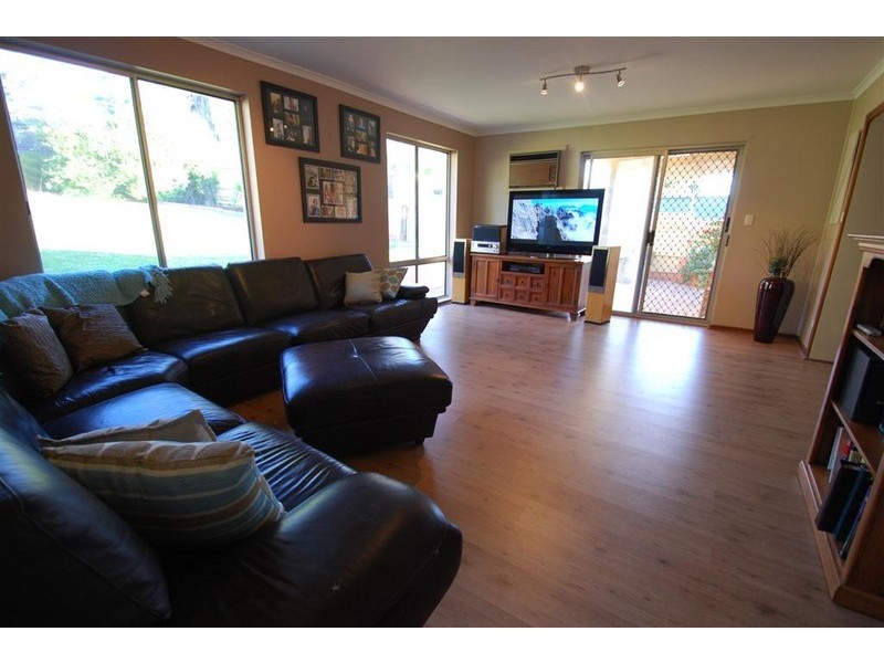 28 Booth Street, Happy Valley SA 5159