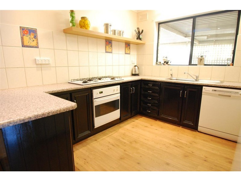 28 Booth Street, Happy Valley SA 5159
