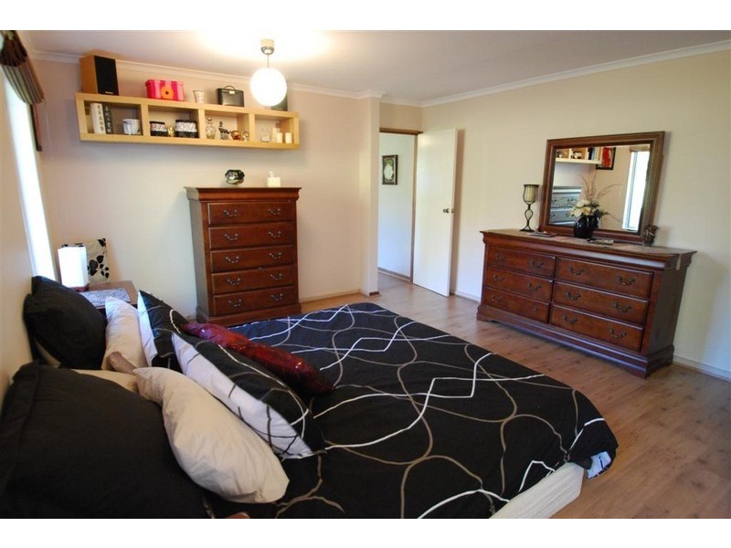 28 Booth Street, Happy Valley SA 5159