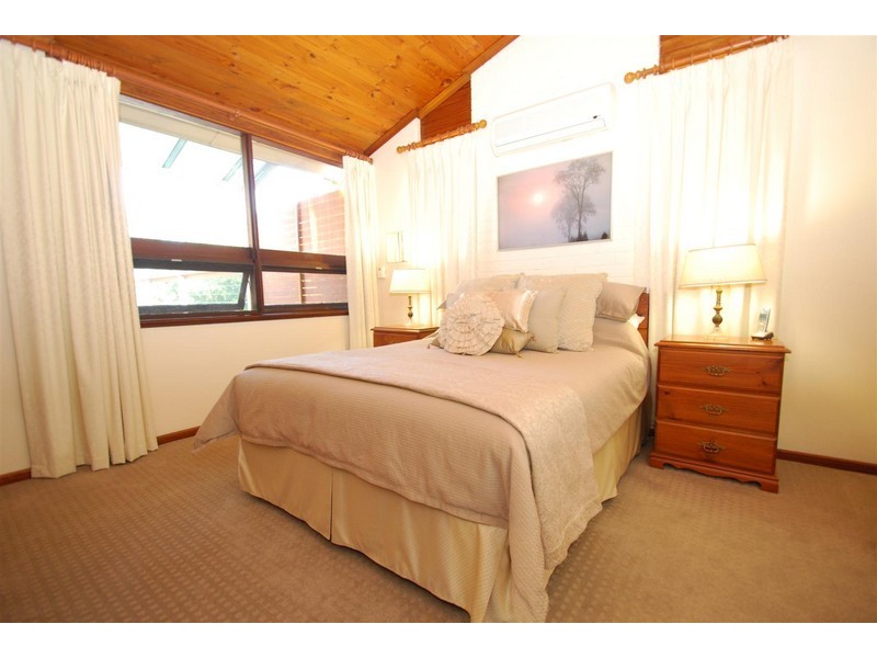 4 Glenarm Court, Flagstaff Hill SA 5159