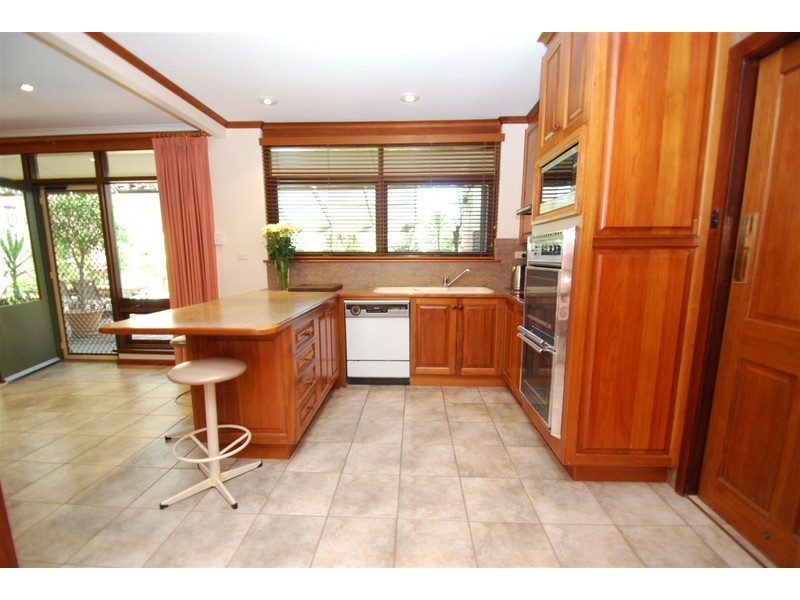 4 Glenarm Court, Flagstaff Hill SA 5159