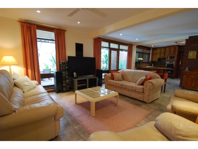 4 Glenarm Court, Flagstaff Hill SA 5159