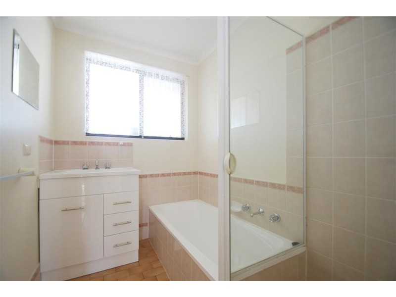 1 Byron Court, Huntfield Heights SA 5163